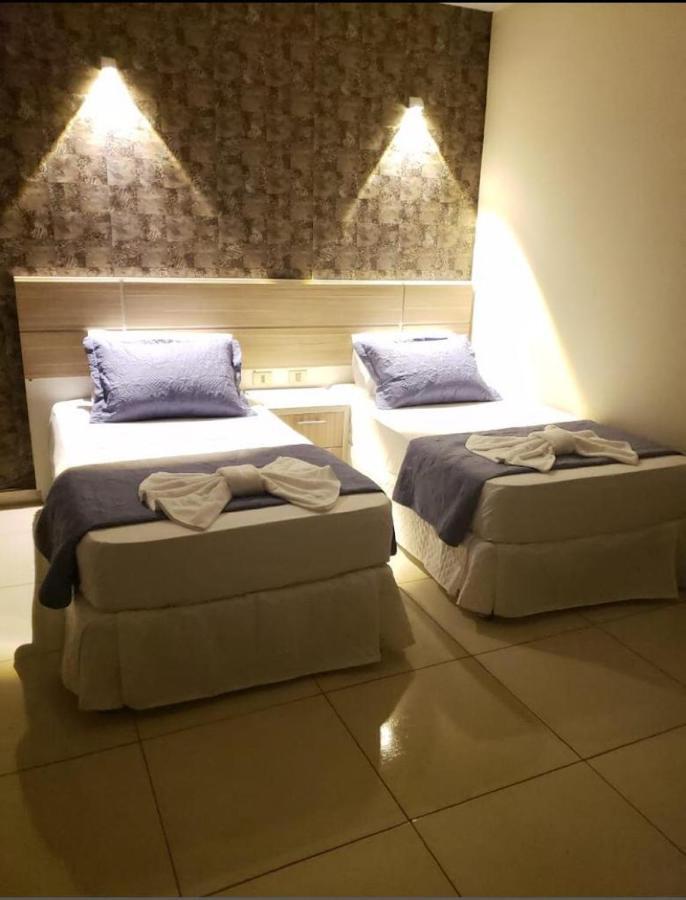Hotel Llamosas Ciudad del Este Zewnętrze zdjęcie